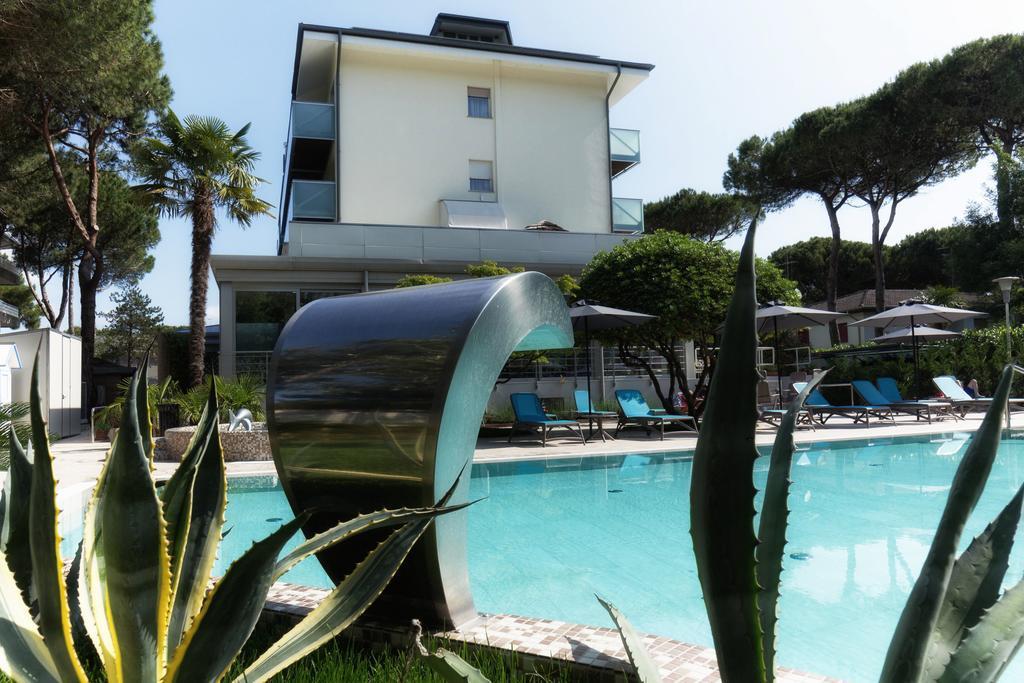 Hotel Arizona Lignano Sabbiadoro Zewnętrze zdjęcie